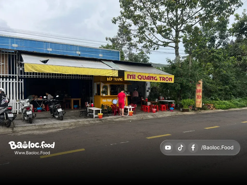 Mặt tiền quán mì quảng bếp Trang Bảo Lộc